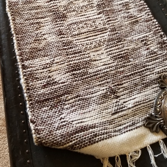 Vintage fringed wool blend tapestry - Picture 6 of 6